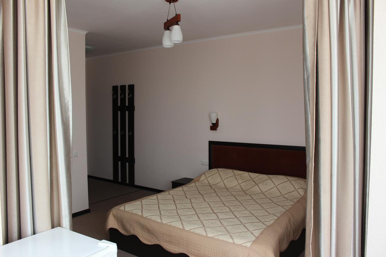 Zlata Inn Tamchy Rum bild